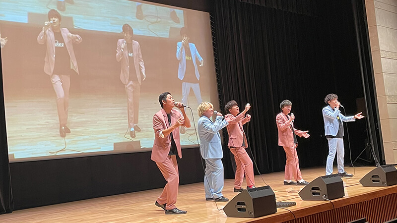 OIT梅田タワー・常翔ホール 経営ビジョン発表会でアカペラ演奏