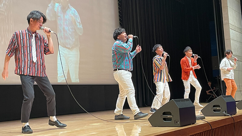 OIT梅田タワー・常翔ホール 経営ビジョン発表会でアカペラ演奏