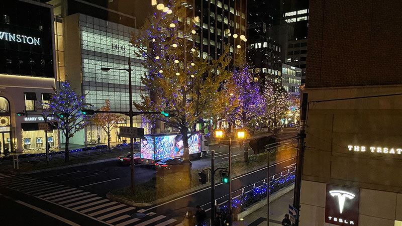 企業忘年会での生演奏｜W OSAKA チャペル貸切パーティー